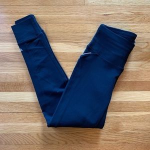 Athleta relay reflective tight Size XS